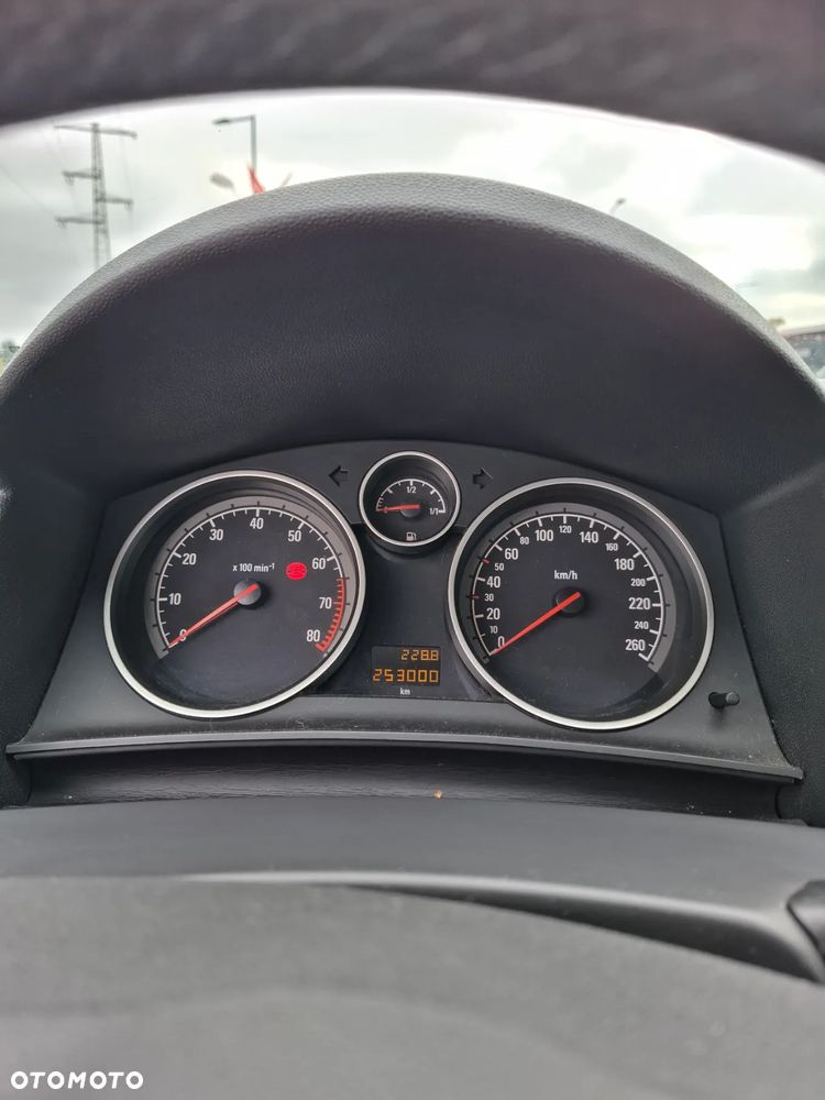 Opel Astra - 9