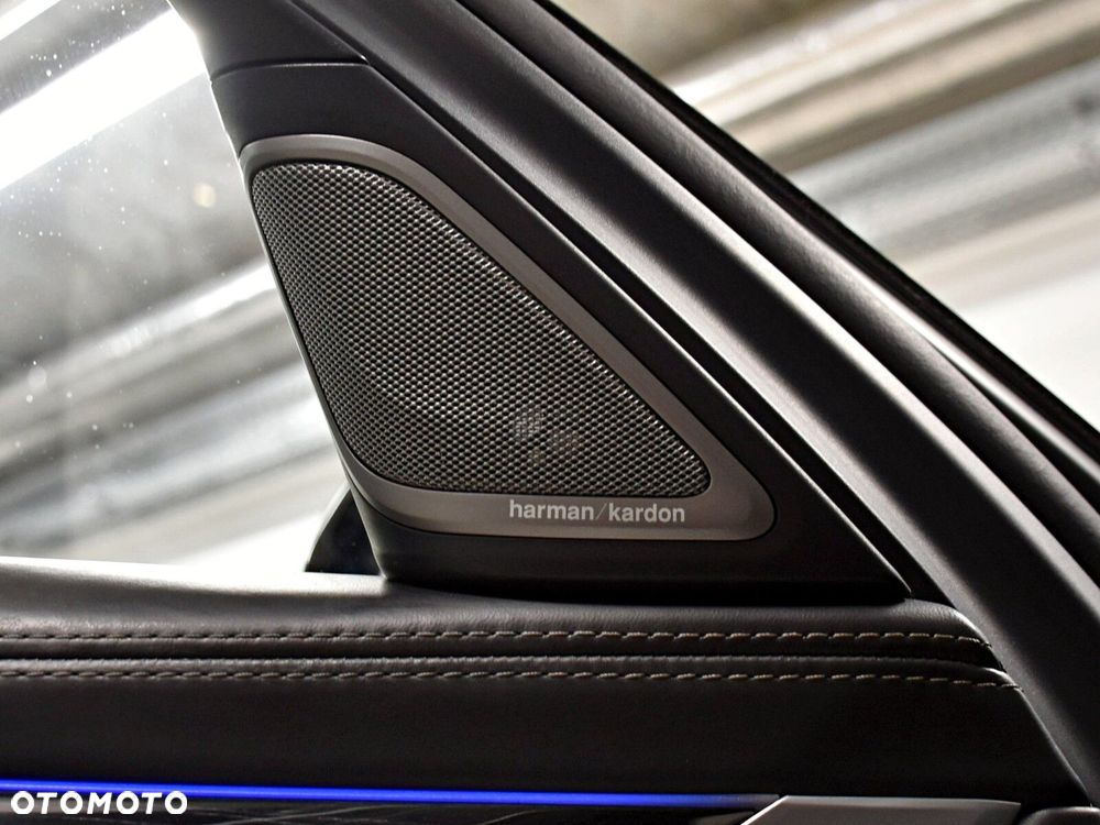 BMW Seria 7 - 27