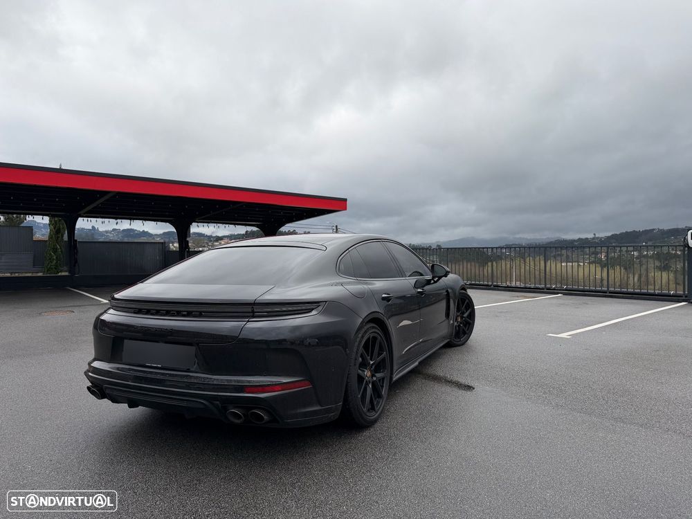 Porsche Panamera 4S E-Hybrid - 4