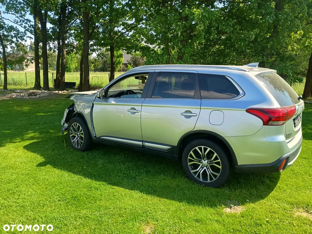 Mitsubishi Outlander 2.0 Intense 2WD CVT - 3