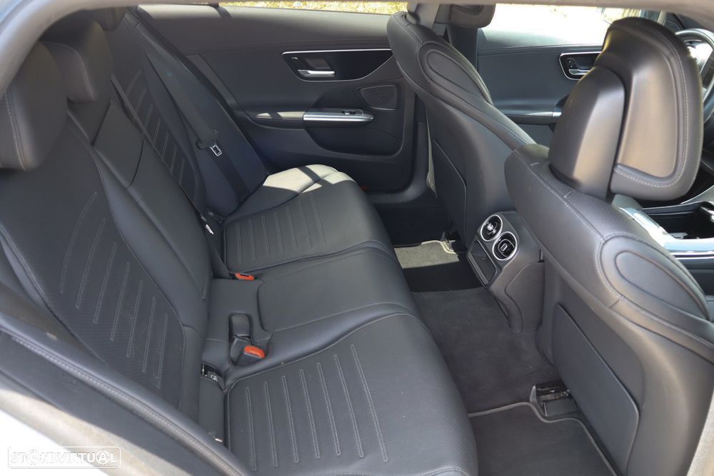 Mercedes-Benz C 300 e AMG Line - 6