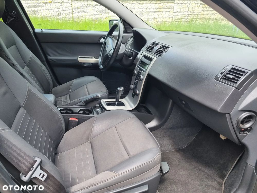 Volvo V50 - 15