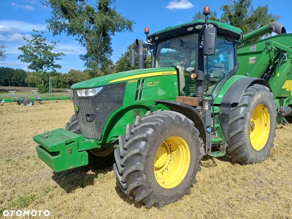 John Deere 7250R - 4