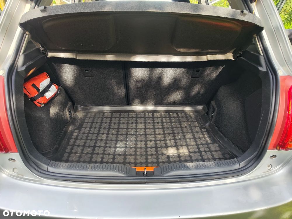 Toyota Auris - 15