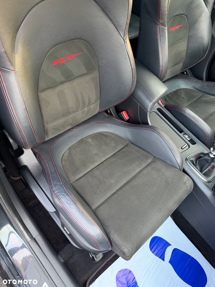 Kia Ceed - 24