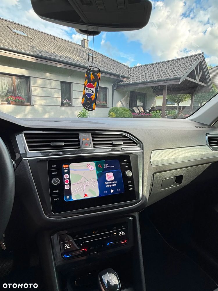 Volkswagen Tiguan - 12
