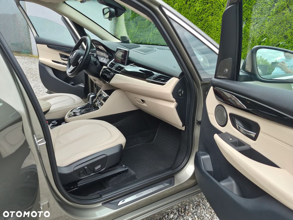 BMW Seria 2 218d Sport-Aut Luxury Line - 25