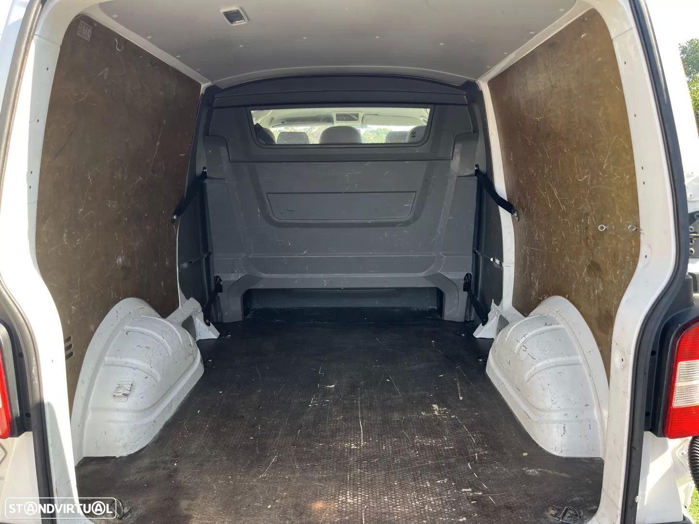 VW Transporter Transport 2.0 TDi 84 Net Extra AC BlueMotion - 28