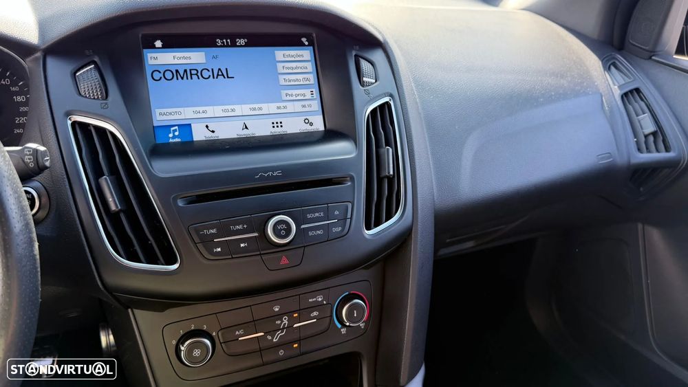 Ford Focus 1.0 EcoBoost S&S COOL&CONNECT DESIGN - 14