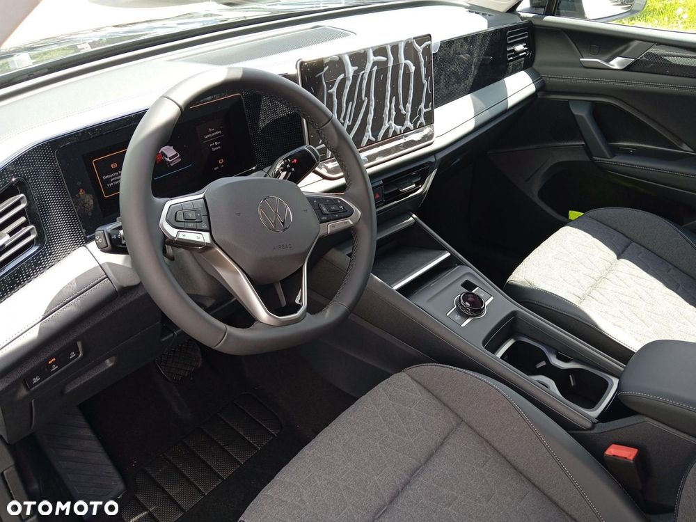 Volkswagen Tiguan - 21