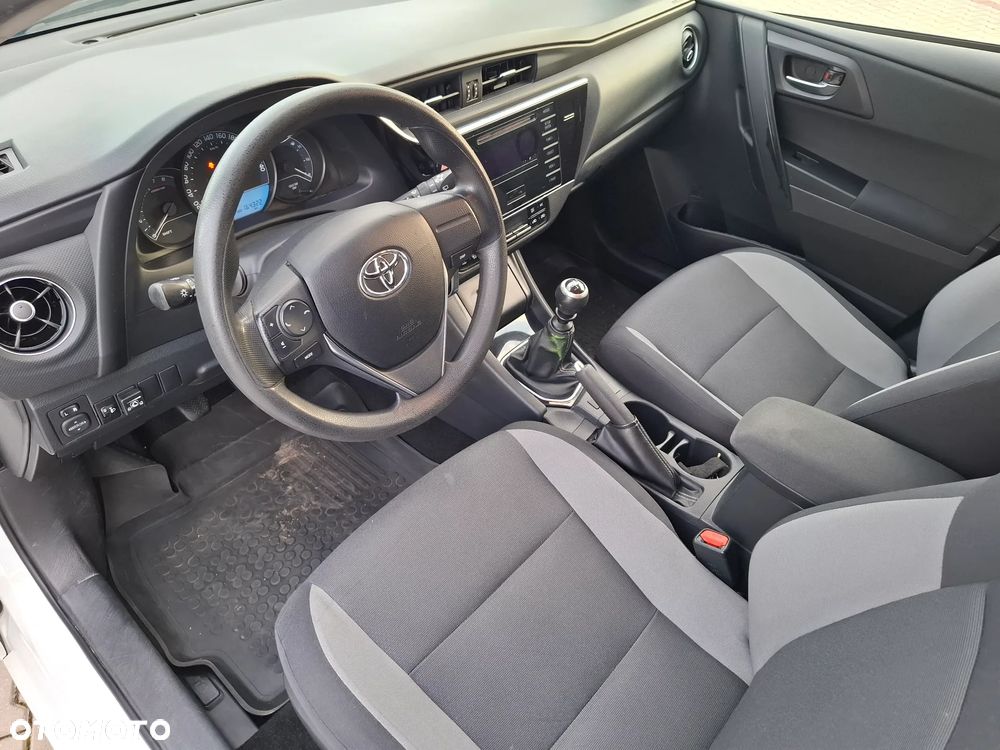 Toyota Auris 1.6 Comfort - 8