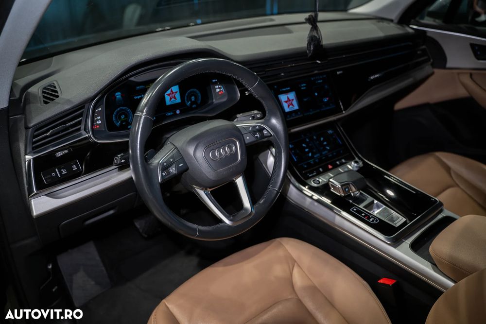 Audi Q7 55 TFSI e quattro tiptronic S line - 38