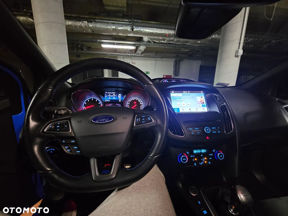 Ford Focus 2.3 EcoBoost RS - 22