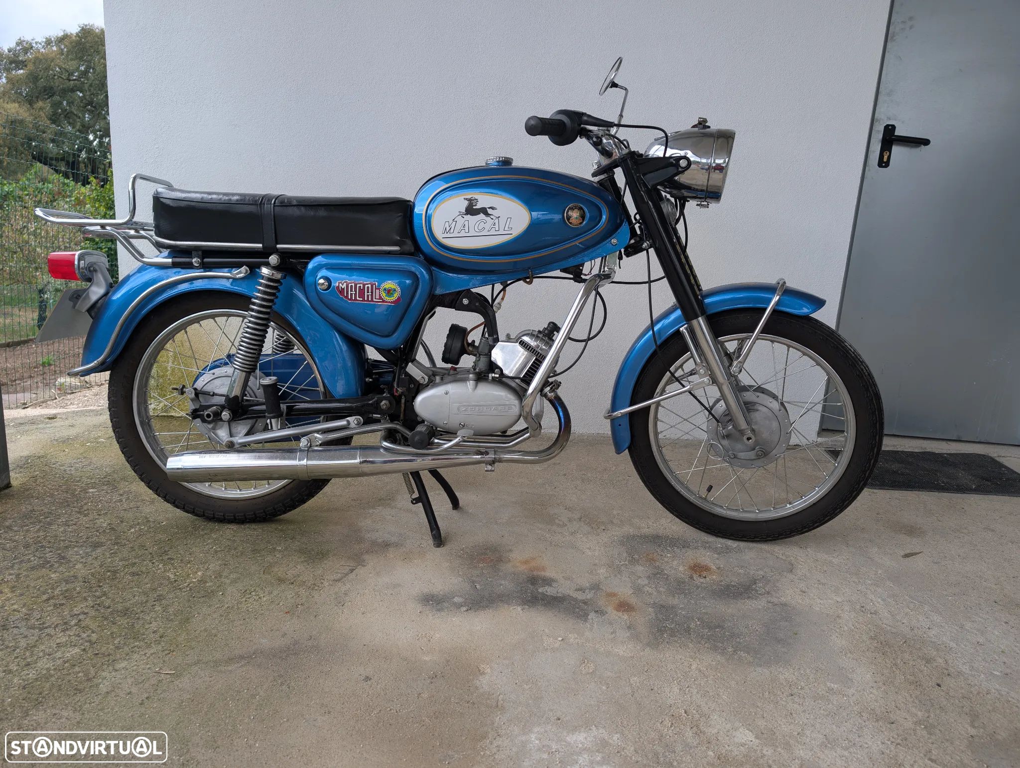 Macal M70 - 1