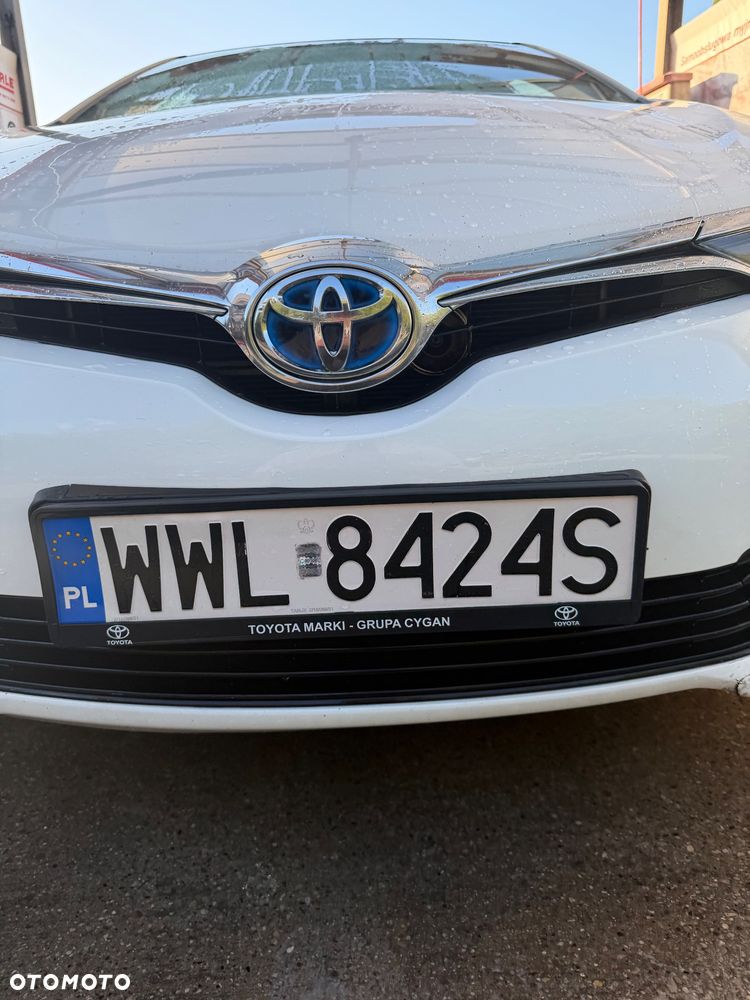 Toyota Auris Hybrid 135 Active - 11