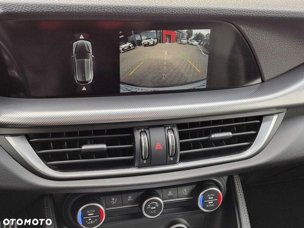 Alfa Romeo Stelvio 2.0 Turbo TI Q4 - 17