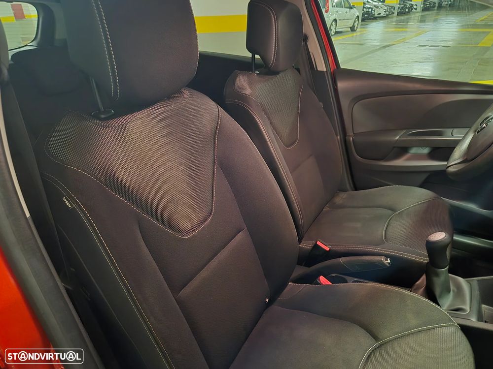 Renault Clio Sport Tourer 0.9 TCE Dynamique S - 30