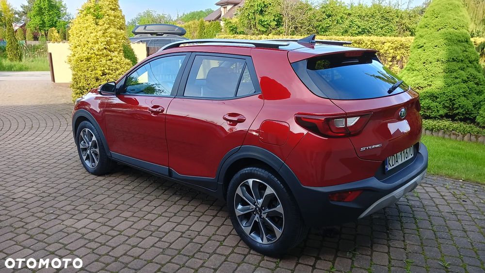 Kia Stonic 1.4 L - 8
