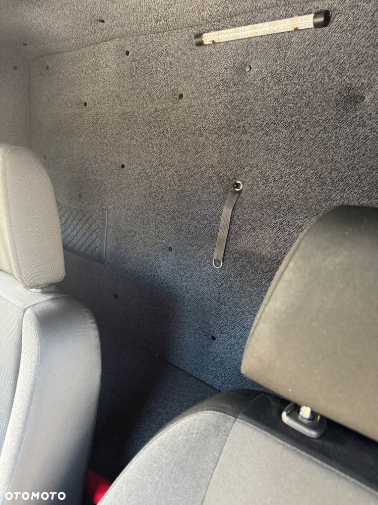 Mercedes-Benz Sprinter 907 - 7