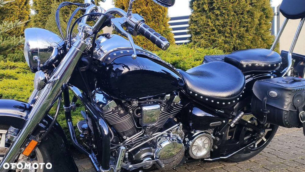 Yamaha Road Star - 2