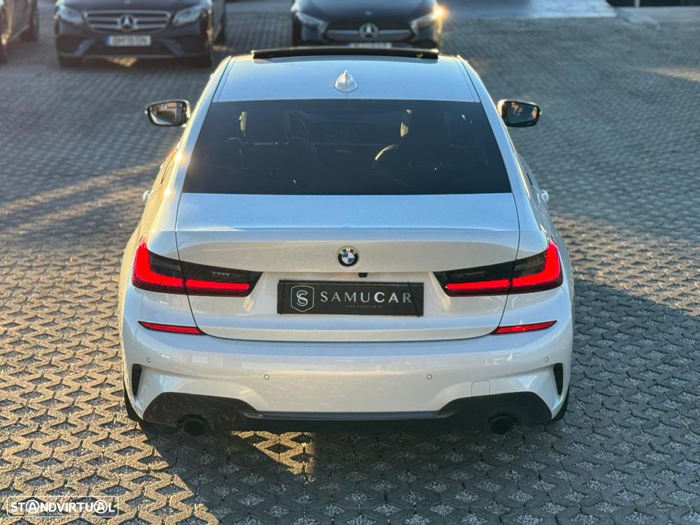BMW 320 d Pack Desportivo M Auto - 21