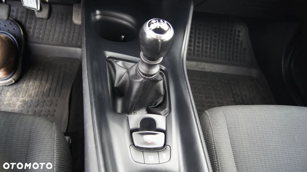 Toyota C-HR 1.2 T Dynamic - 14