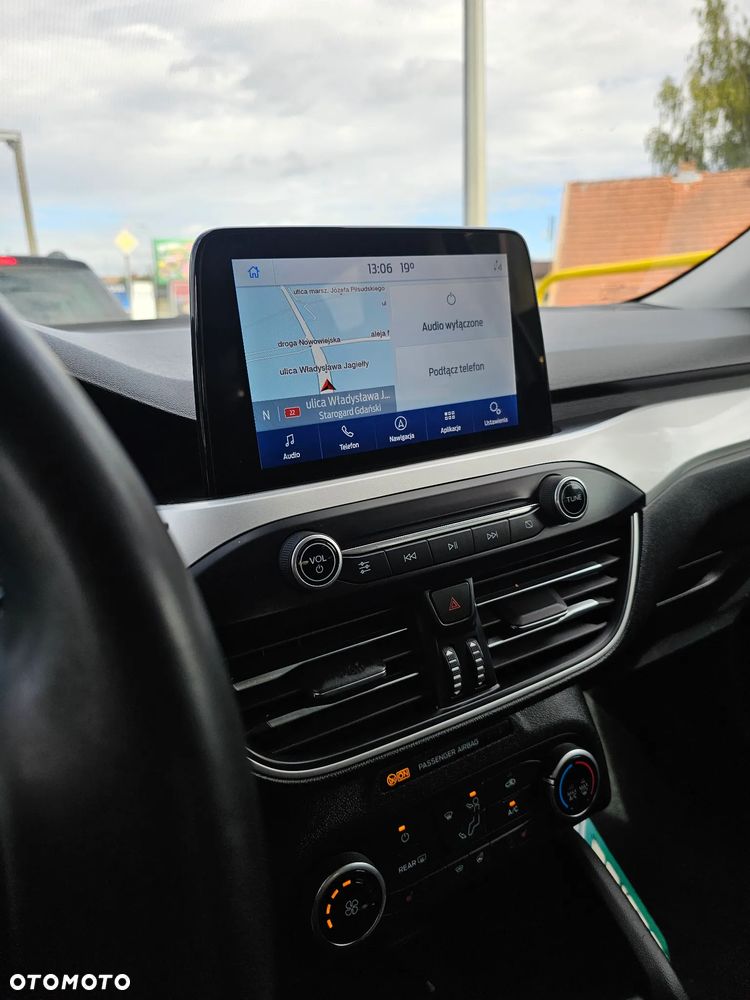 Ford Focus 1.0 EcoBoost Start-Stopp-System ST-LINE DESIGN - 8
