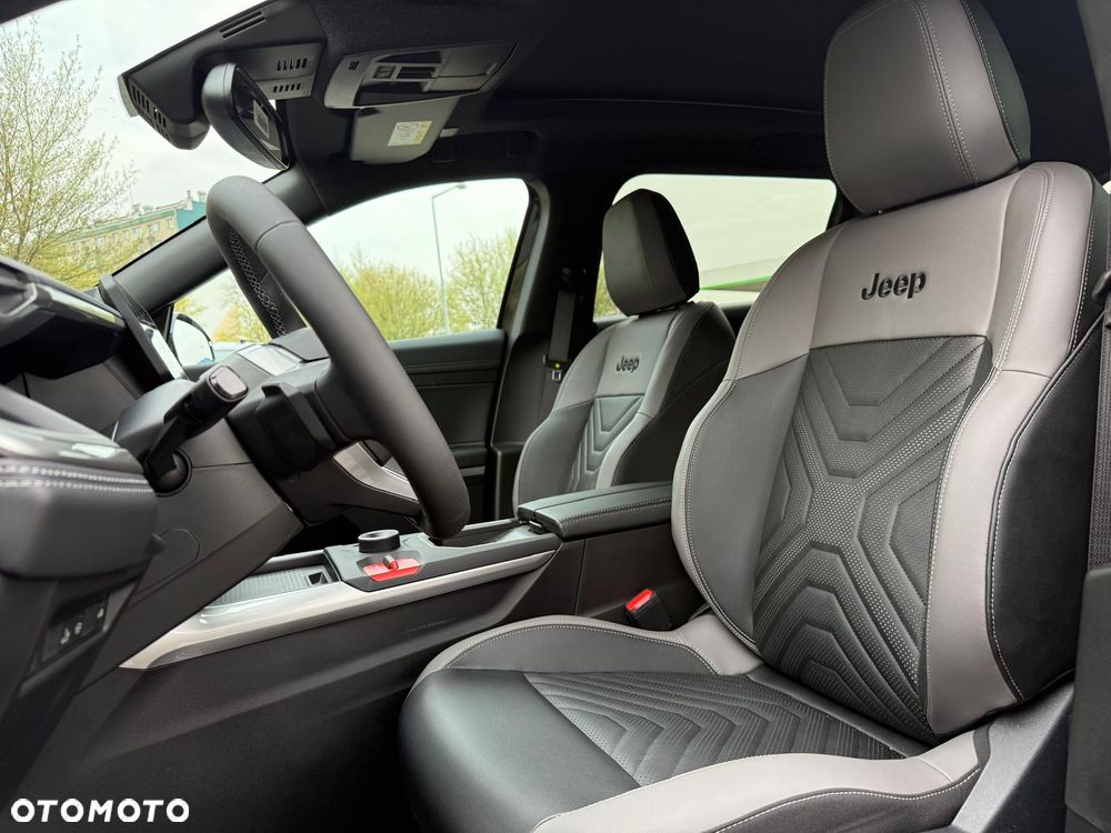 Jeep Compass 1.2 T3 mHEV First Edition FWD DCT - 6