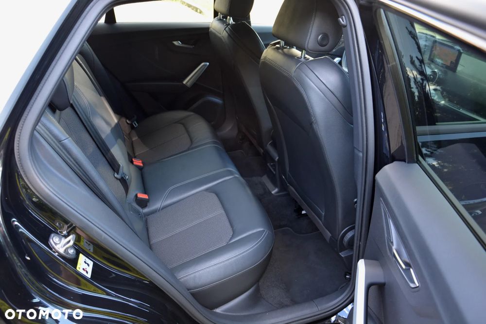 Audi Q2 35 TDI Quattro S tronic S line - 5