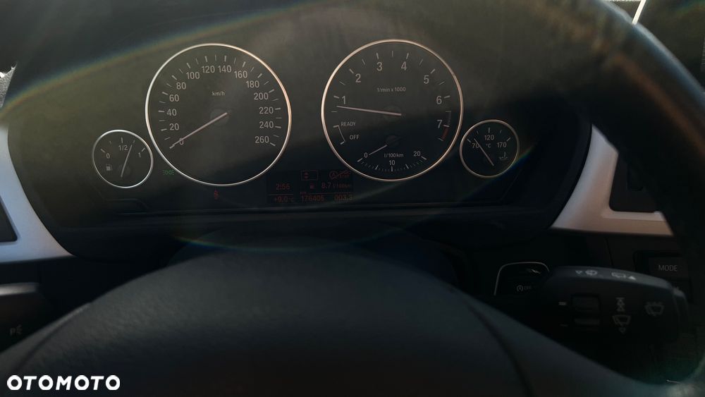 BMW Seria 3 320i Sport Line - 7