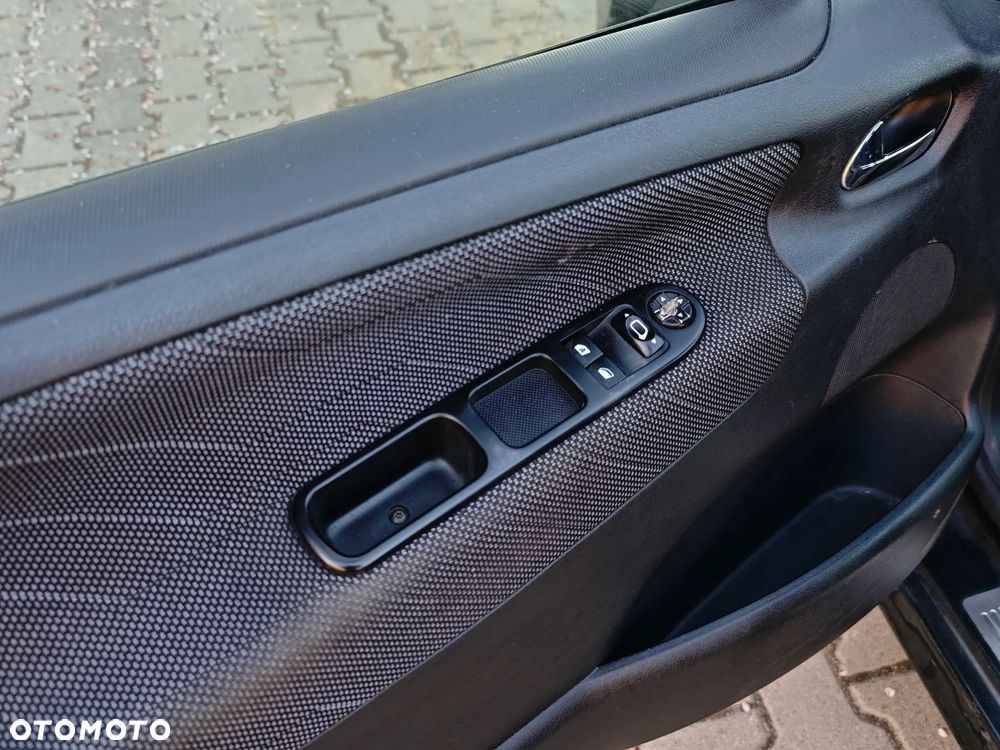 Peugeot 207 - 13