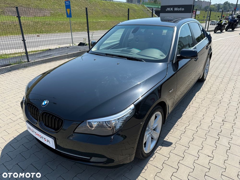 BMW Seria 5 530d xDrive Edition Exclusive - 17