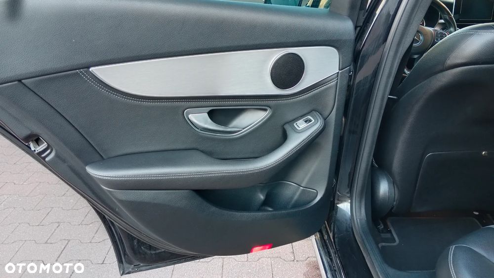 Mercedes-Benz Klasa C 200 (BlueTEC) d Avantgarde - 23