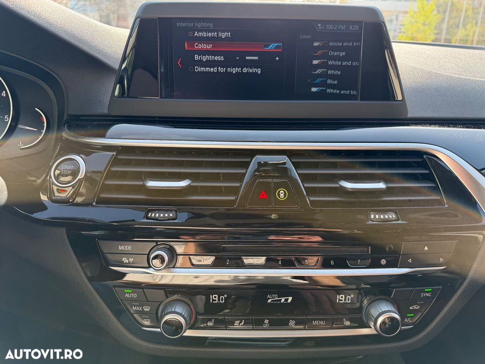 BMW 5 Series 2019 — imagine 15
