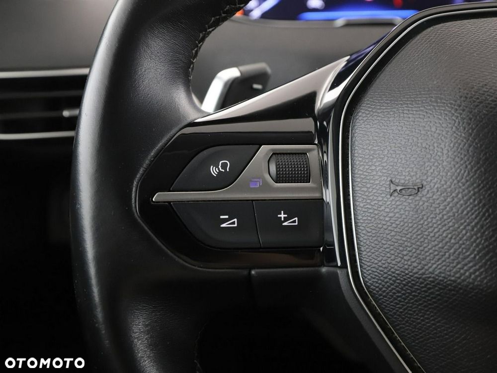 Peugeot 3008 1.2 PureTech Allure S&S EAT8 - 31