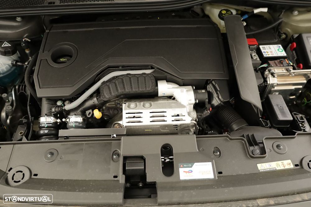 Peugeot 208 1.2 Hybrid Allure e-DCS6 - 23