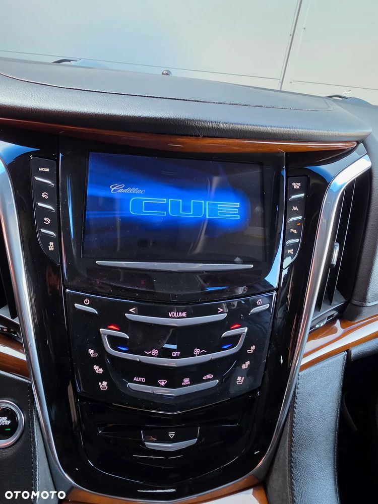 Cadillac Escalade ESV 6.2 V8 AWD AT Premium - 19