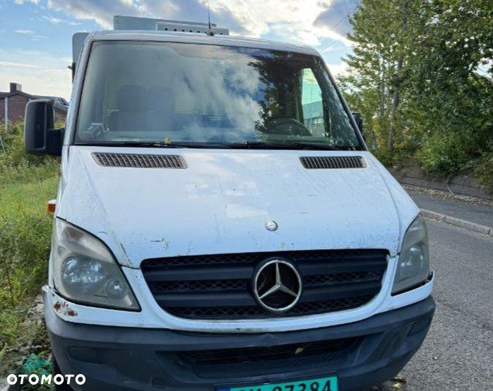 Mercedes-Benz Sprinter - 2