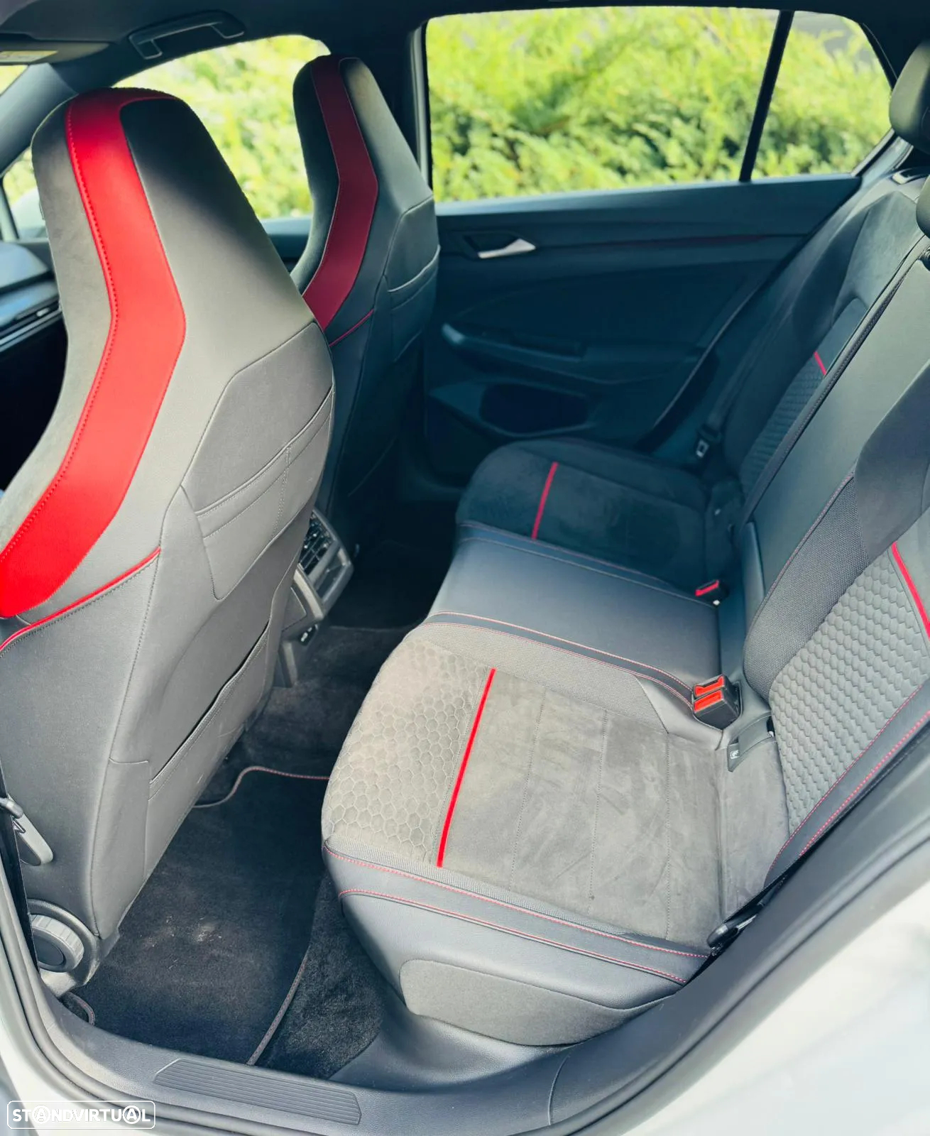 VW Golf 2.0 TSI GTI Clubsport DSG - 23