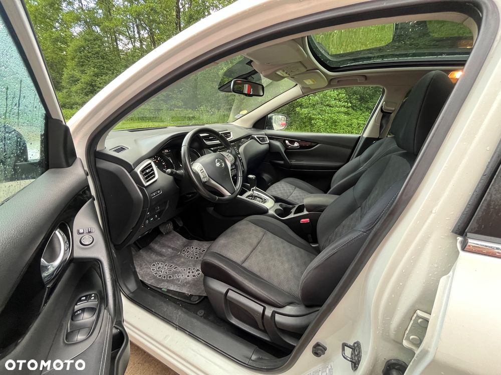Nissan Qashqai 1.6 DCi Tekna+ Xtronic - 8