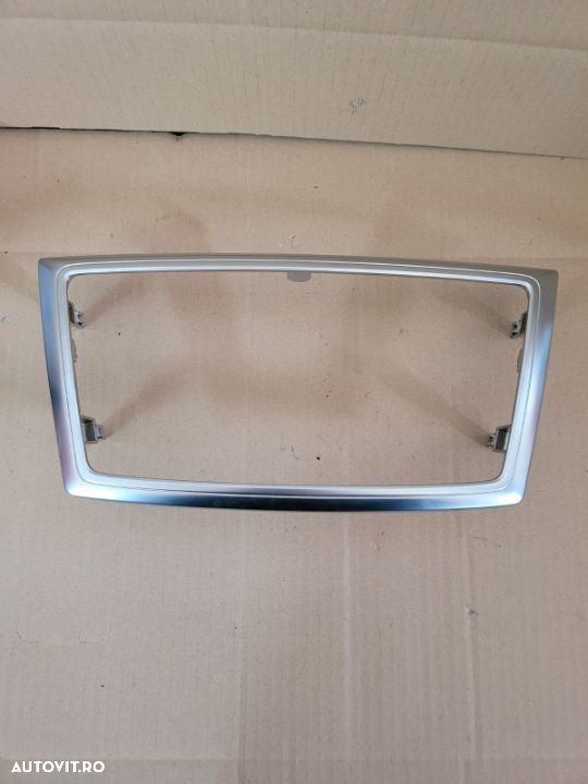 Rama Ornament Crom Consola Centrala Radio Cd Mercedes ML GLE W166 X166 An 2011-2018 - 2