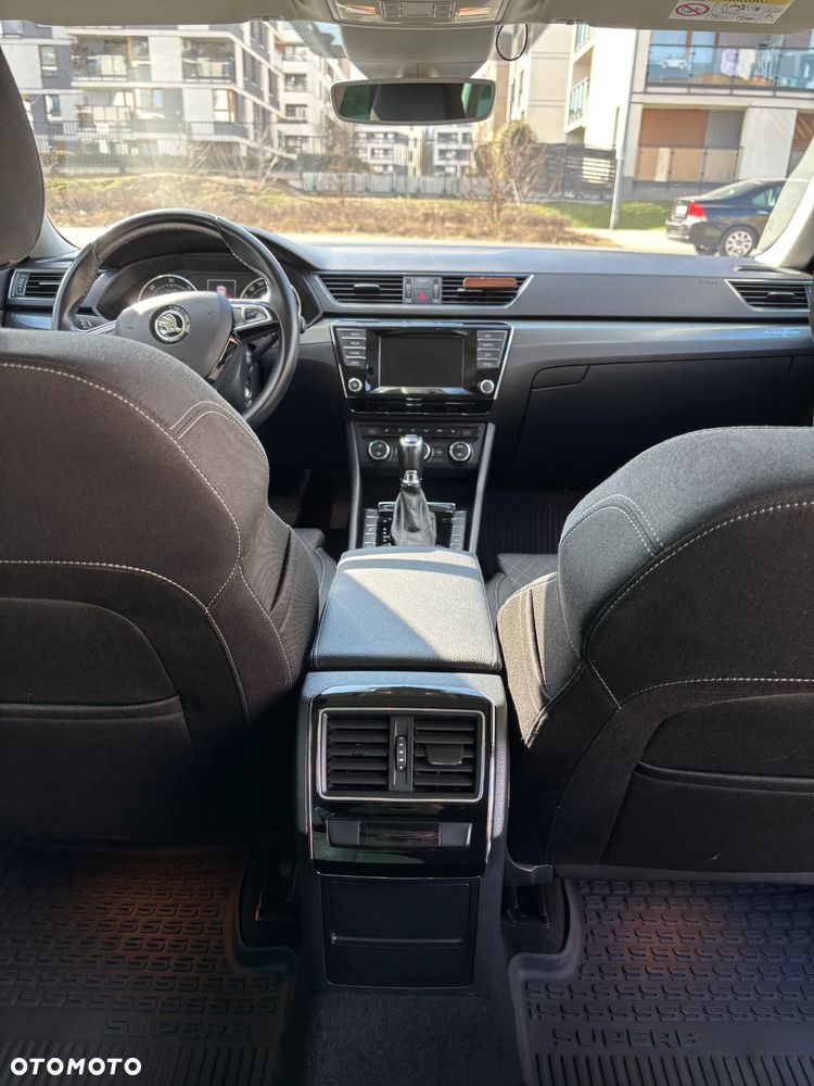 Skoda Superb 2.0 TDI DSG Style - 19