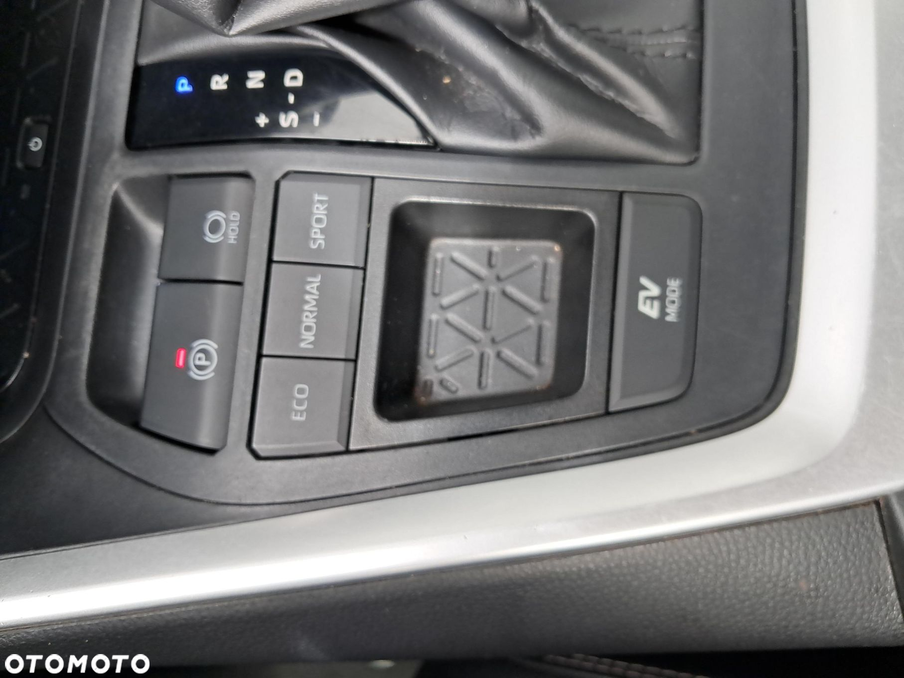 Toyota RAV4 - 15