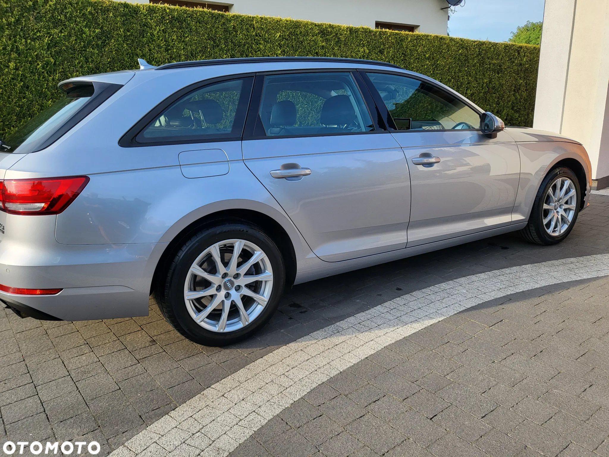 Audi A4 40 TFSI S tronic - 13