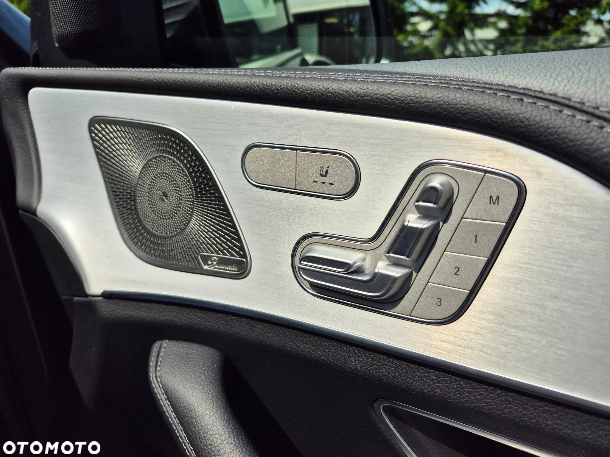 Mercedes-Benz GLE 300 d 4-Matic - 24