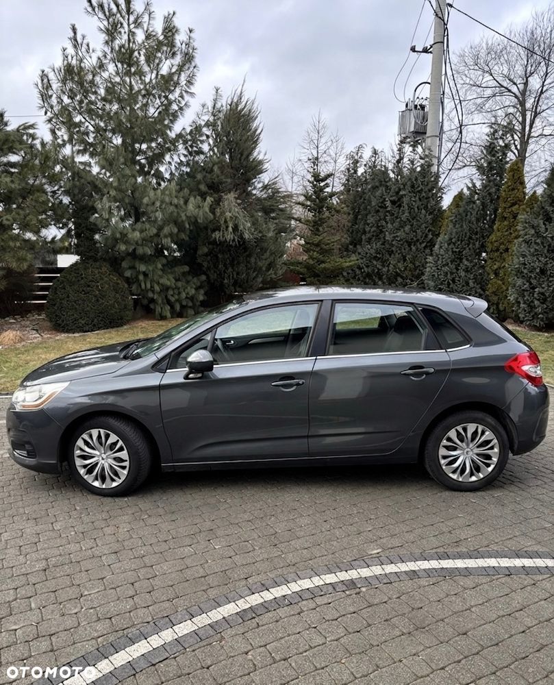 Citroën C4 e-HDi 115 ETG6 Selection - 4