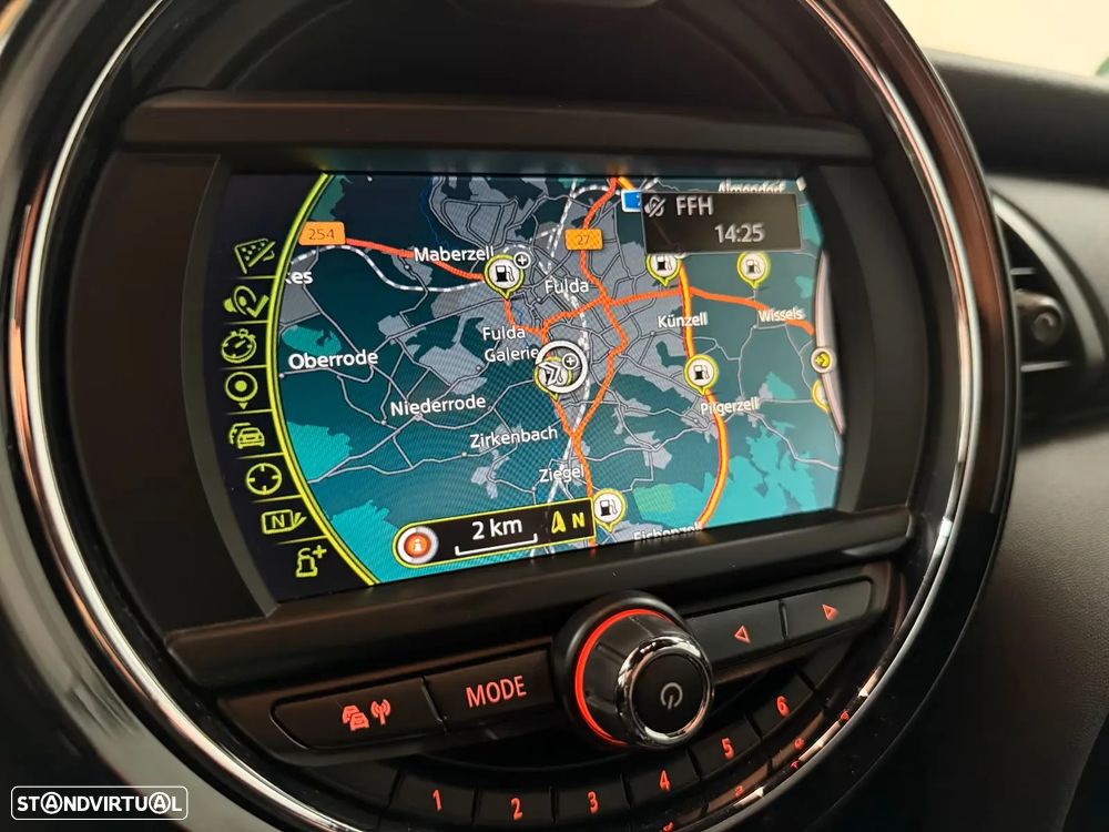 MINI 3 Portas One - 17