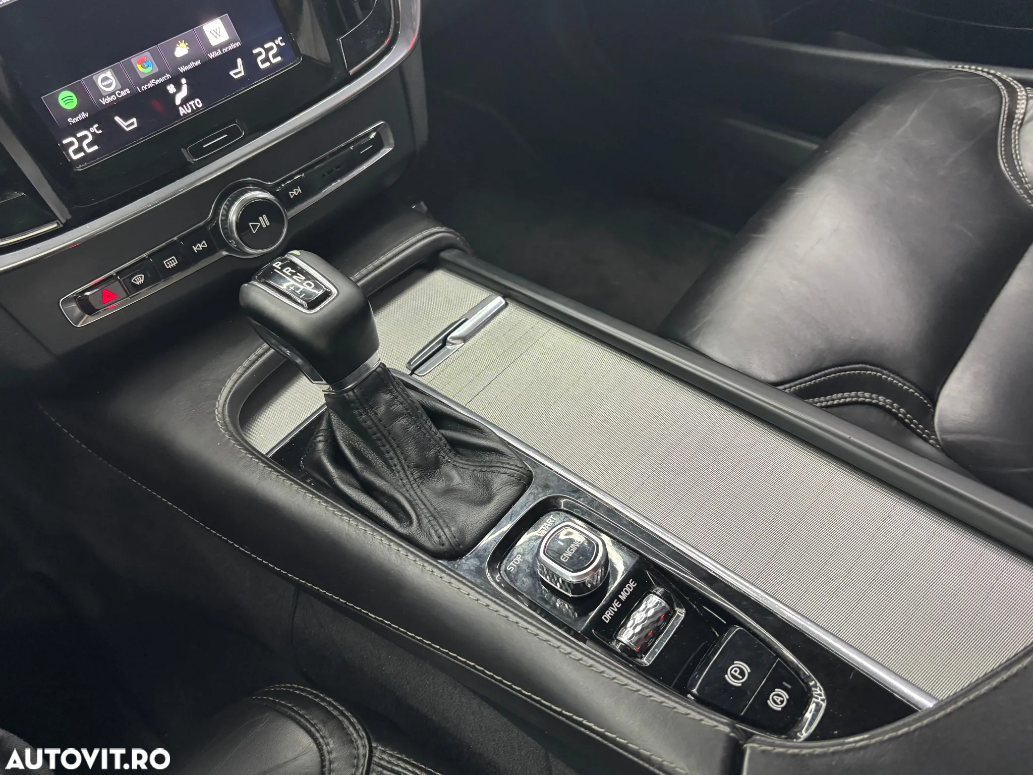 Volvo S90 T6 AWD Geartronic Momentum - 14