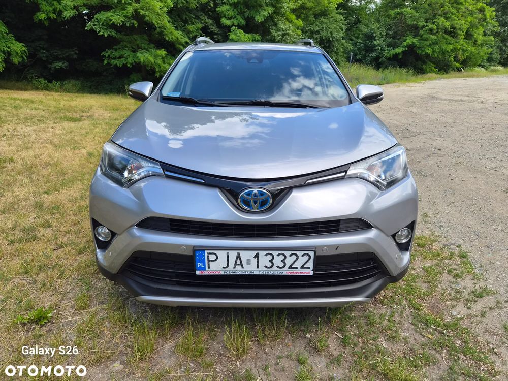Toyota RAV4 Hybrid Premium 4x2 - 11