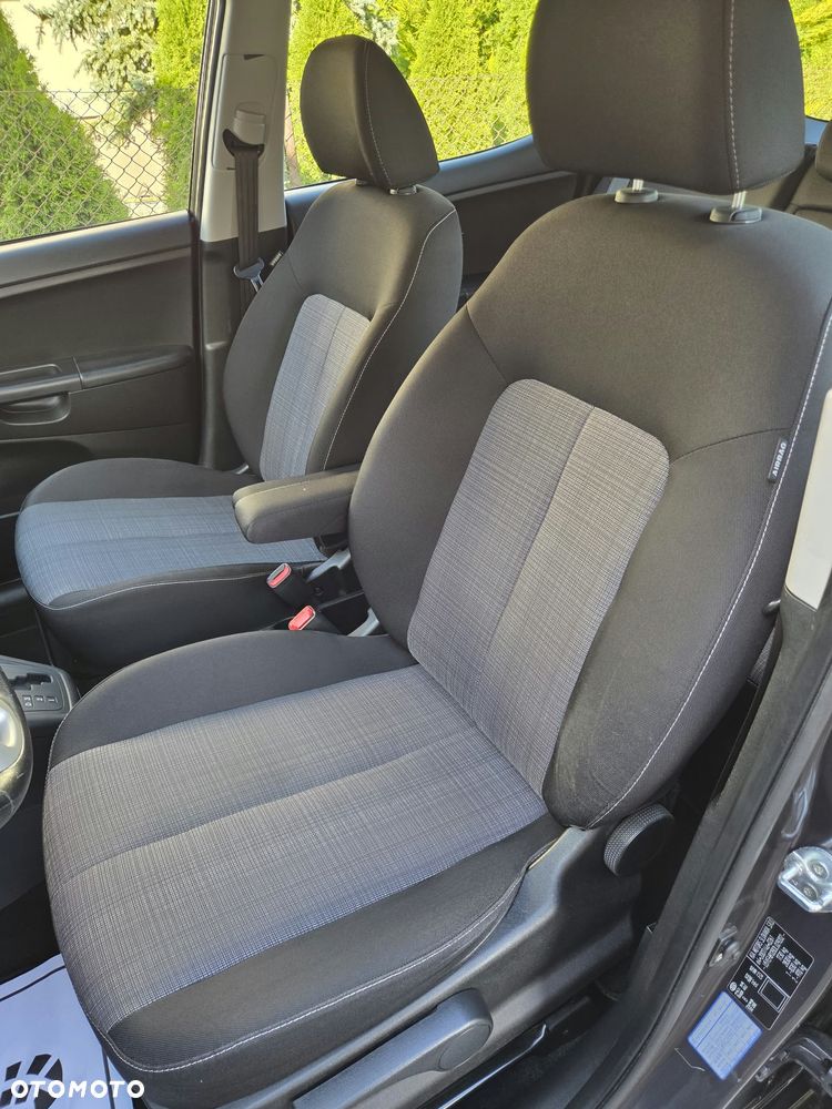 Kia Venga 1.6 L - 13